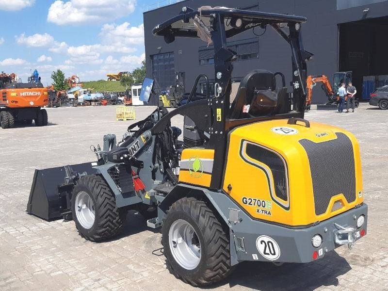Giant G 2700 E X-Tra Elektro / electric - Мини-погрузчик с бортовым поворотом: фото 3 Giant G 2700 E X-Tra Elektro / electric - Мини-погрузчик с бортовым поворотом: фото 3
