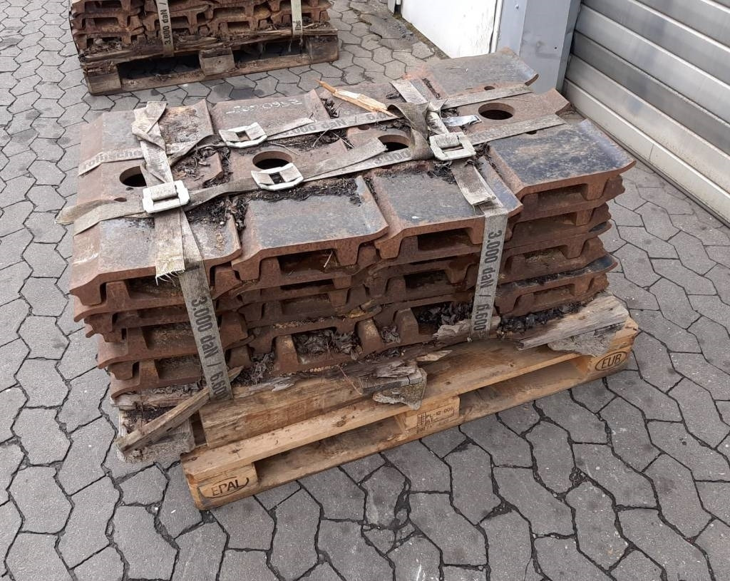 Hitachi Bodenplatten 650mm, Zweisteg - Гусеница для Строительной техники: фото 2 Hitachi Bodenplatten 650mm, Zweisteg - Гусеница для Строительной техники: фото 2