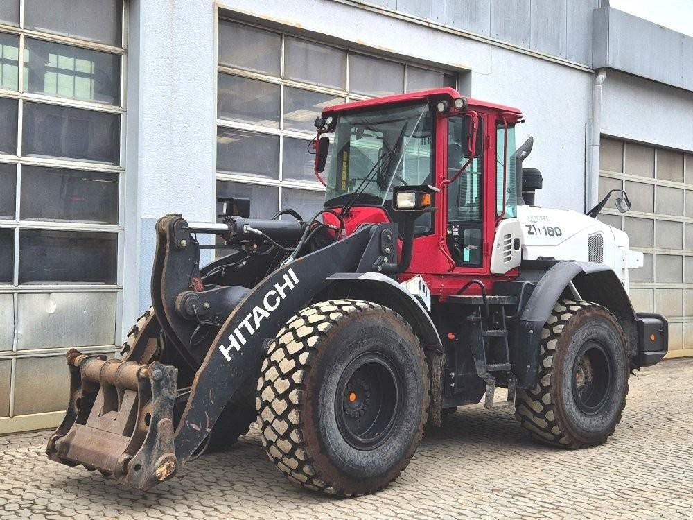 Hitachi ZW 180-5 - Колёсный погрузчик: фото 2 Hitachi ZW 180-5 - Колёсный погрузчик: фото 2