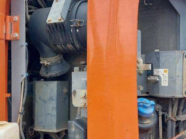 Гусеничный экскаватор Hitachi ZX 135 US-6: фото 9