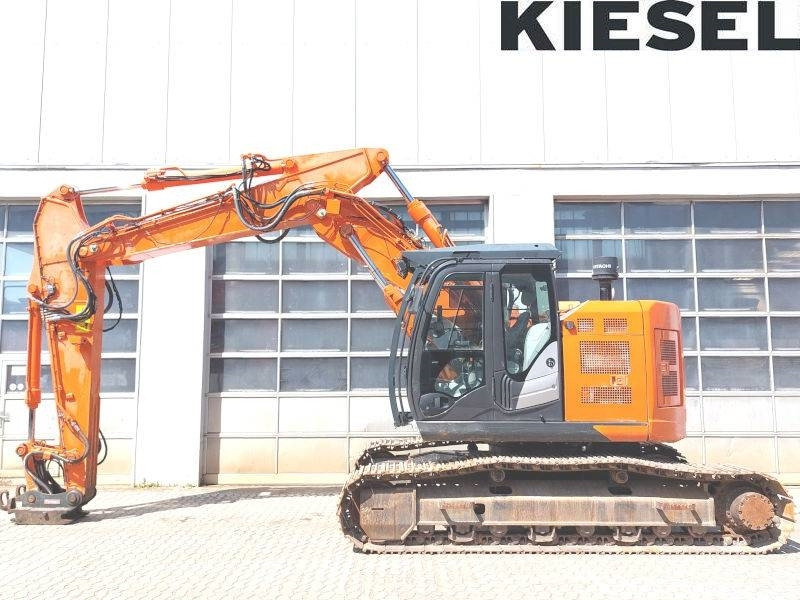 Hitachi ZX 225 US LC-6 - Гусеничный экскаватор: фото 1 Hitachi ZX 225 US LC-6 - Гусеничный экскаватор: фото 1