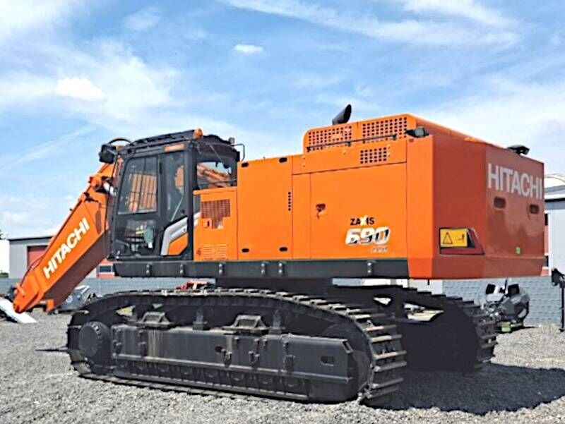 Hitachi ZX 690 LCH-7 - Гусеничный экскаватор: фото 3 Hitachi ZX 690 LCH-7 - Гусеничный экскаватор: фото 3