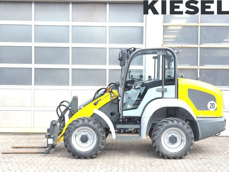 Kramer 5050 - Мини-погрузчик с бортовым поворотом: фото 1 Kramer 5050 - Мини-погрузчик с бортовым поворотом: фото 1