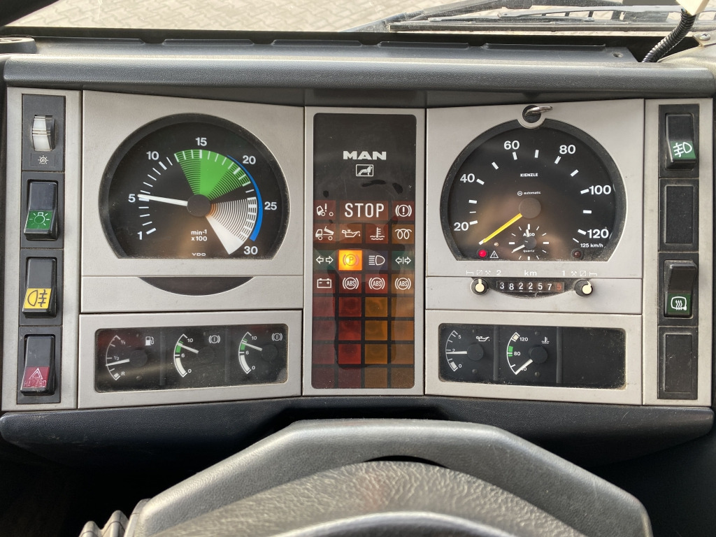 Грузовик бортовой/ Платформа, Автоманипулятор MAN 10.224 4x2 / Tirre Faltkran: фото 8