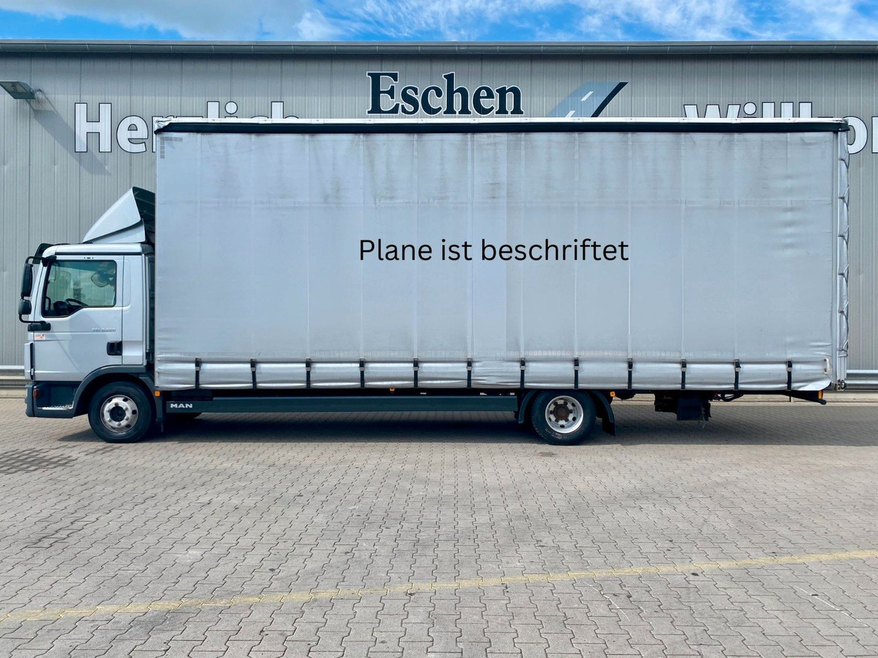 MAN TGL 8.220 I Pritsche Plane*Klima*2Tank*Automatik - Тентованный грузовик: фото 2 MAN TGL 8.220 I Pritsche Plane*Klima*2Tank*Automatik - Тентованный грузовик: фото 2