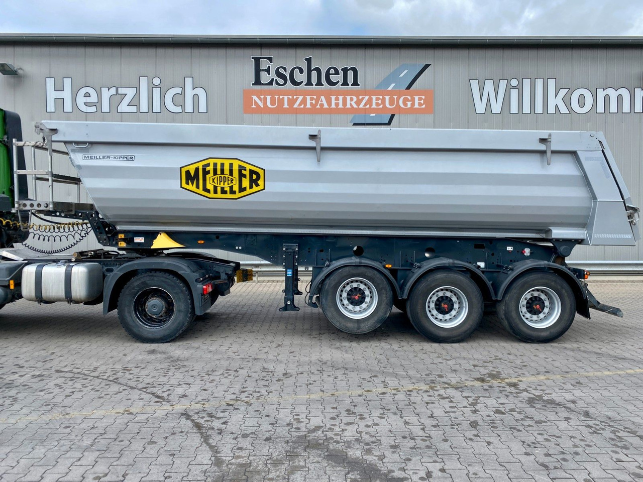 Meiller MHPS 44.3-N I 25m³ Stahl*Luft/Lift*Plane*SAF - Самосвальный полуприцеп: фото 2 Meiller MHPS 44.3-N I 25m³ Stahl*Luft/Lift*Plane*SAF - Самосвальный полуприцеп: фото 2