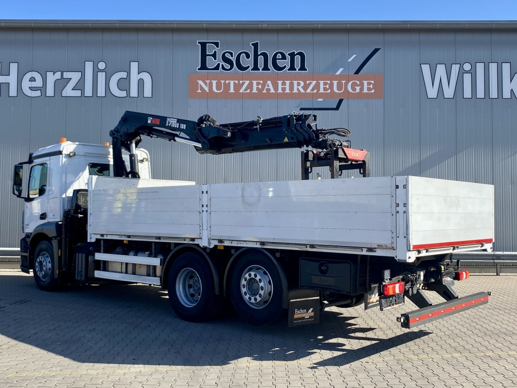 Mercedes-Benz 2533 L 6x2 / HIAB X-HIDUO 188/ES-3 Kran - Грузовик бортовой/ Платформа, Автоманипулятор: фото 4 Mercedes-Benz 2533 L 6x2 / HIAB X-HIDUO 188/ES-3 Kran - Грузовик бортовой/ Платформа, Автоманипулятор: фото 4