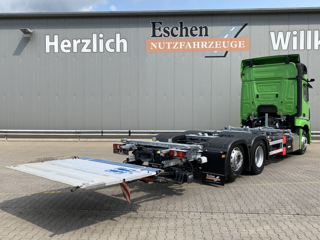 Mercedes-Benz 2542 LL 6x2 Actros 5 / BÄR-LBW - Грузовик-контейнеровоз/ Сменный кузов: фото 5 Mercedes-Benz 2542 LL 6x2 Actros 5 / BÄR-LBW - Грузовик-контейнеровоз/ Сменный кузов: фото 5