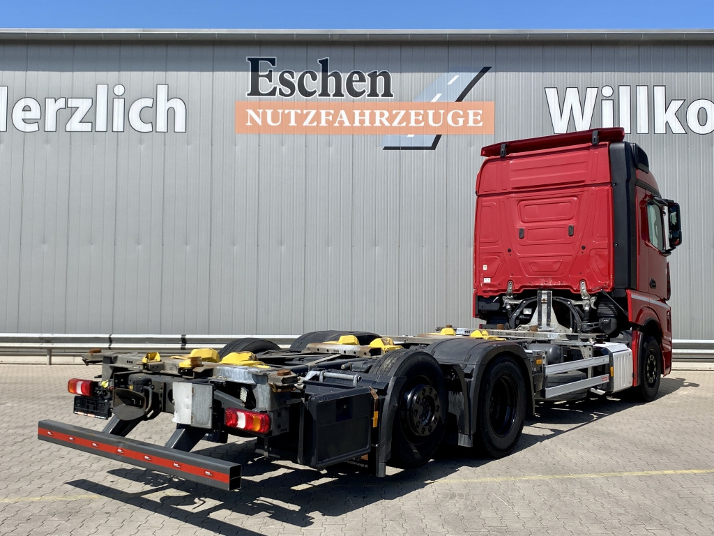 Mercedes-Benz 2546 LL 6x2 - Грузовик-контейнеровоз/ Сменный кузов: фото 5 Mercedes-Benz 2546 LL 6x2 - Грузовик-контейнеровоз/ Сменный кузов: фото 5