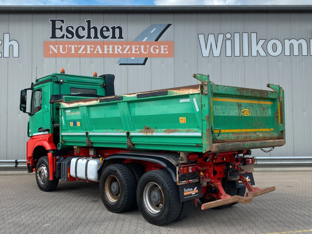 Mercedes-Benz Arocs 2652 6x4B MEILLER Bordmatik*Blatt*Retarder - Самосвал: фото 4 Mercedes-Benz Arocs 2652 6x4B MEILLER Bordmatik*Blatt*Retarder - Самосвал: фото 4