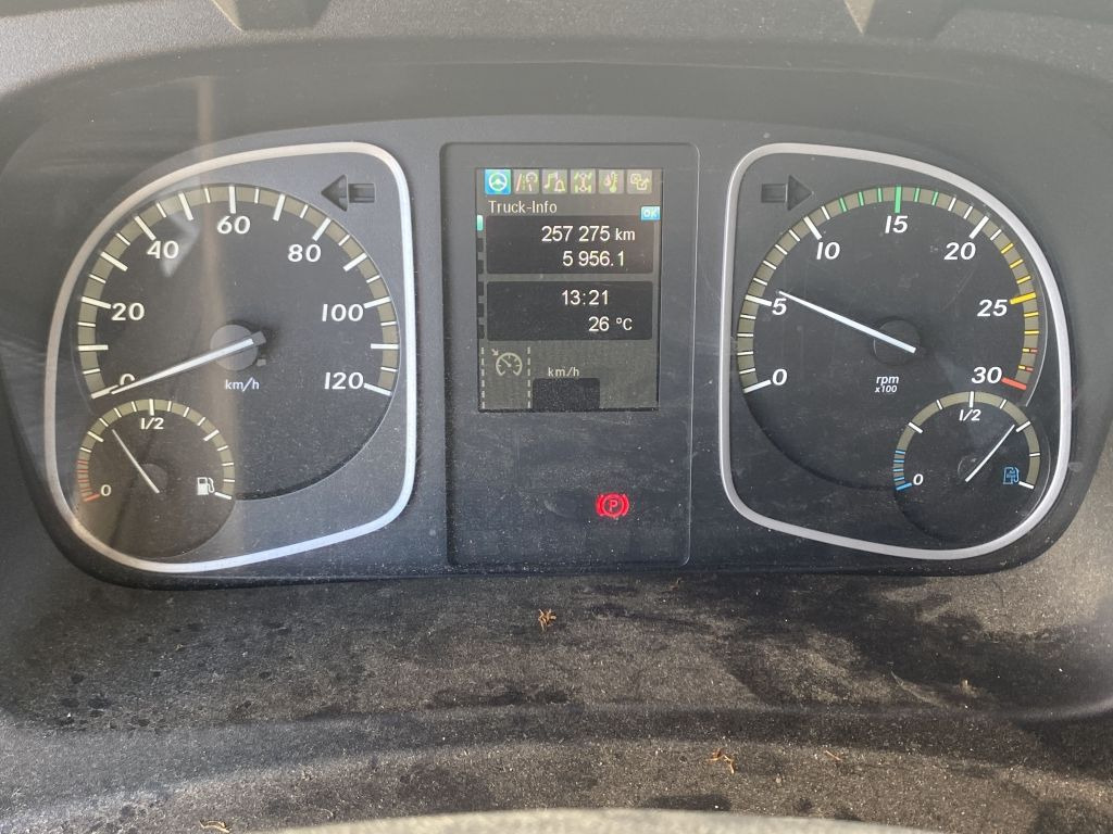 Mercedes-Benz Atego 1624 I 2,66m Höhe*Pritsche*Plane*LBW*AHK - Тентованный грузовик: фото 5 Mercedes-Benz Atego 1624 I 2,66m Höhe*Pritsche*Plane*LBW*AHK - Тентованный грузовик: фото 5