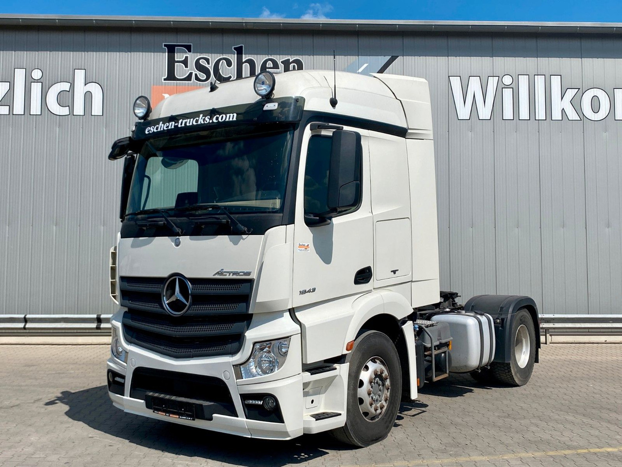 Mercedes-Benz 1843 LS Actros | Kipphydraulik*1.Hand*Alufelgen - Тягач: фото 1 Mercedes-Benz 1843 LS Actros | Kipphydraulik*1.Hand*Alufelgen - Тягач: фото 1