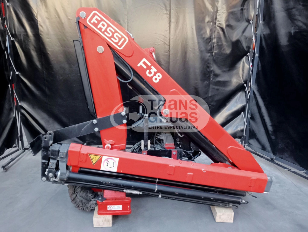 Grúa Fassi F38AF - Кран-манипулятор для Грузовиков: фото 1 Grúa Fassi F38AF - Кран-манипулятор для Грузовиков: фото 1