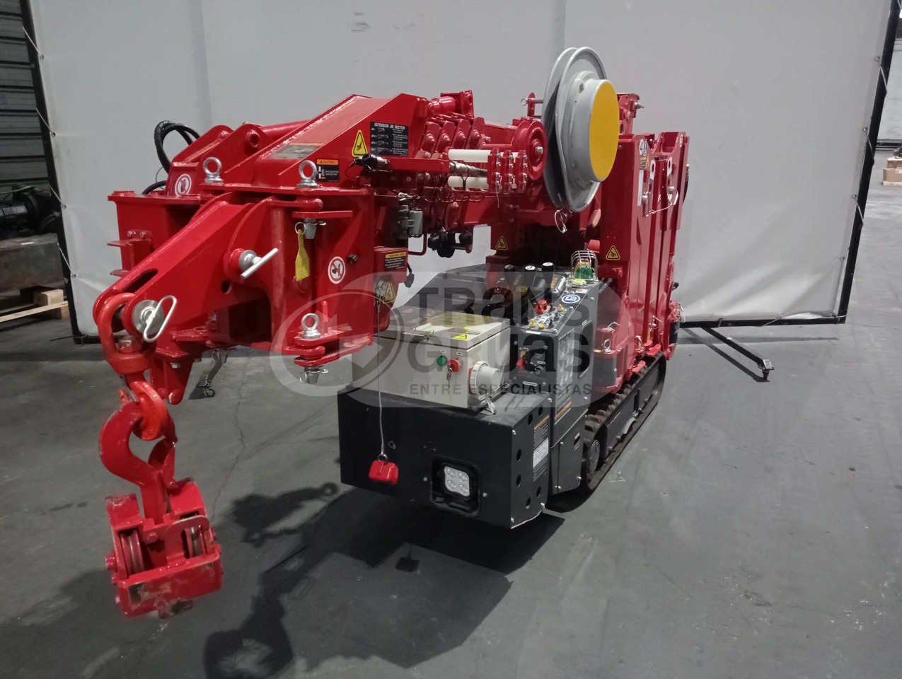 Minigrua sobre orugas UNIC URW-295CP2E - Мини-кран: фото 5 Minigrua sobre orugas UNIC URW-295CP2E - Мини-кран: фото 5