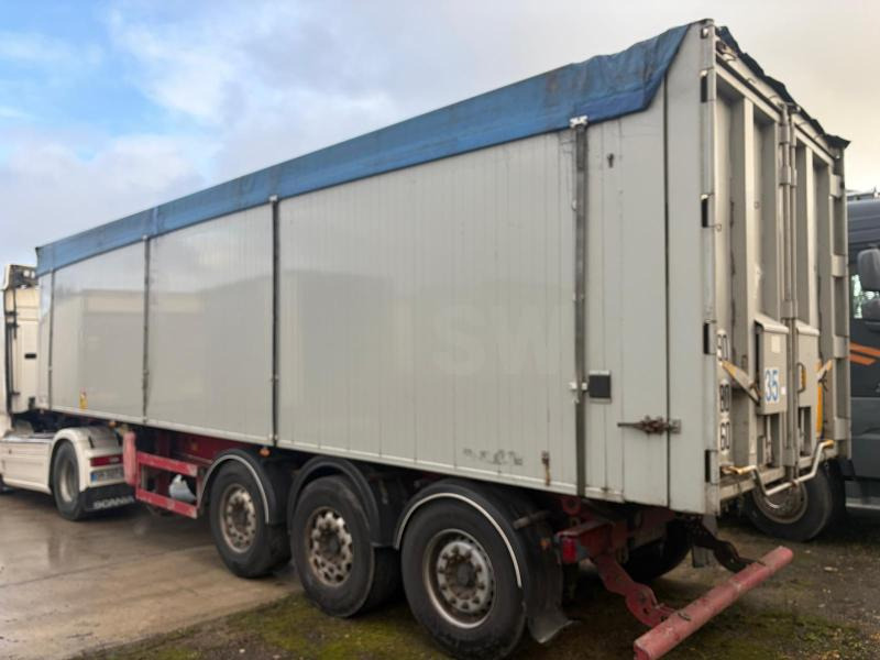 Самосвальный полуприцеп Benalu: фото 1