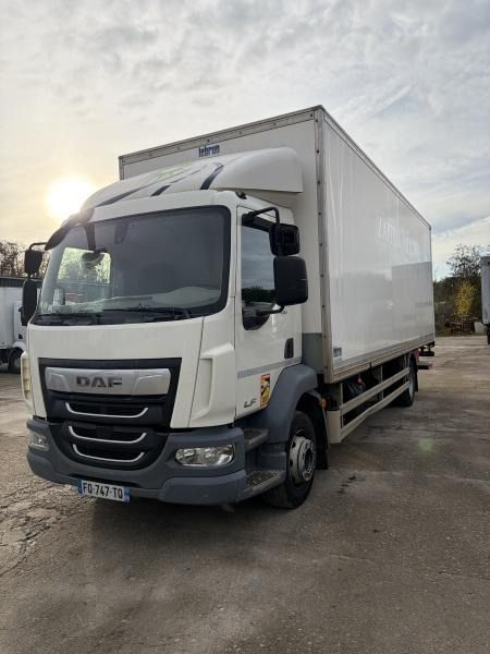 DAF LF 210 - Грузовик с закрытым кузовом: фото 3 DAF LF 210 - Грузовик с закрытым кузовом: фото 3