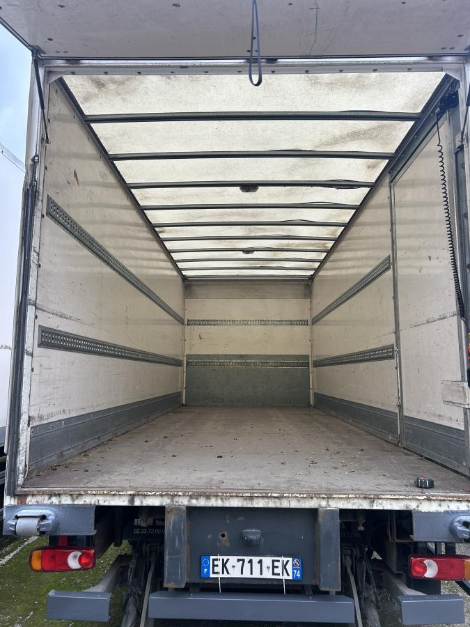 DAF LF 210 - Грузовик с закрытым кузовом: фото 3 DAF LF 210 - Грузовик с закрытым кузовом: фото 3