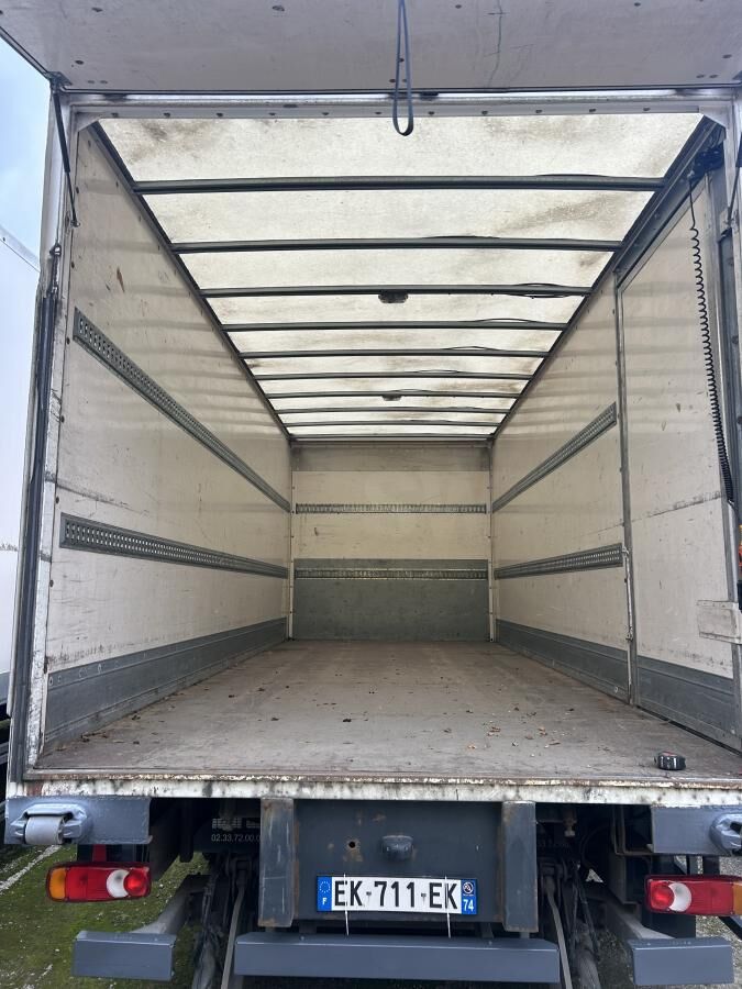 DAF LF 210 - Грузовик с закрытым кузовом: фото 3 DAF LF 210 - Грузовик с закрытым кузовом: фото 3