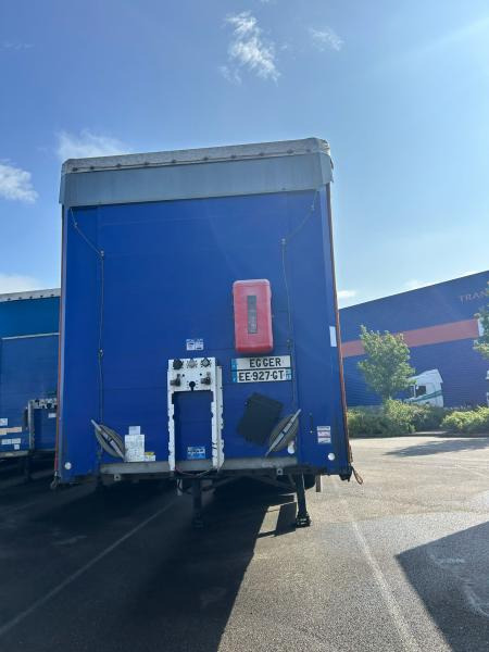 Fliegl - Тентованный полуприцеп: фото 5 Fliegl - Тентованный полуприцеп: фото 5