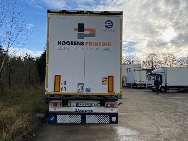 Krone - Тентованный полуприцеп: фото 4 Krone - Тентованный полуприцеп: фото 4