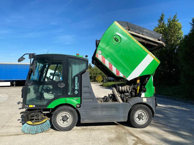 Mathieu Azura MC210 - Подметально-уборочная машина: фото 4 Mathieu Azura MC210 - Подметально-уборочная машина: фото 4