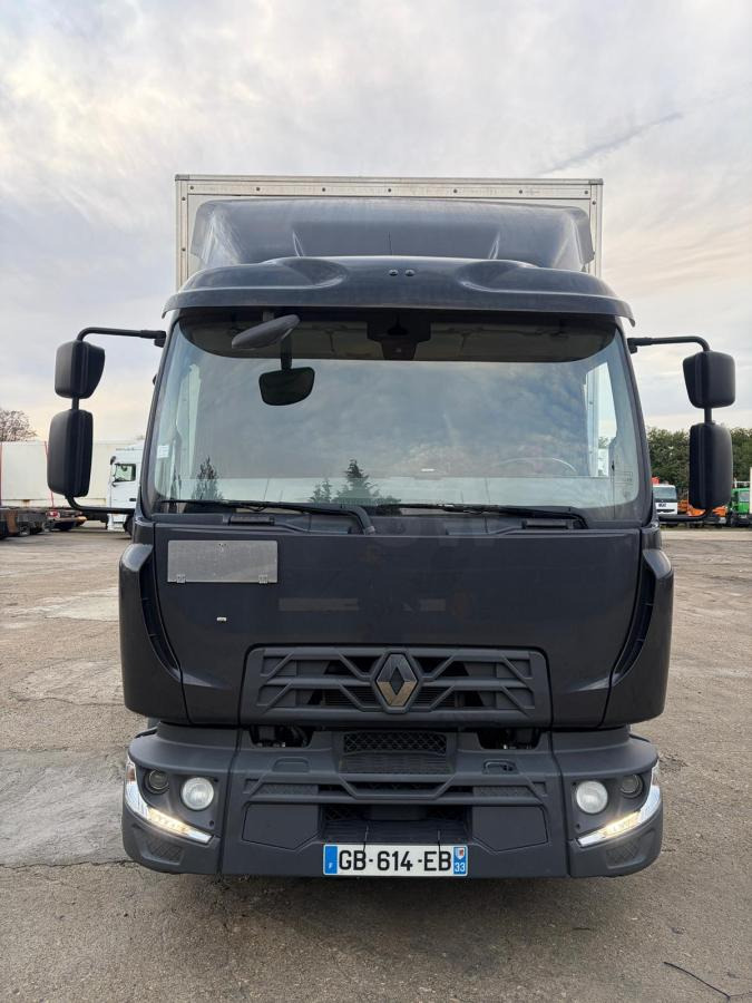 Renault D-Series 240.12 - Грузовик с закрытым кузовом: фото 2 Renault D-Series 240.12 - Грузовик с закрытым кузовом: фото 2