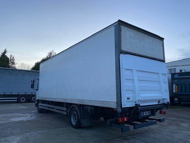 Renault Midlum 180 - Грузовик с закрытым кузовом: фото 5 Renault Midlum 180 - Грузовик с закрытым кузовом: фото 5