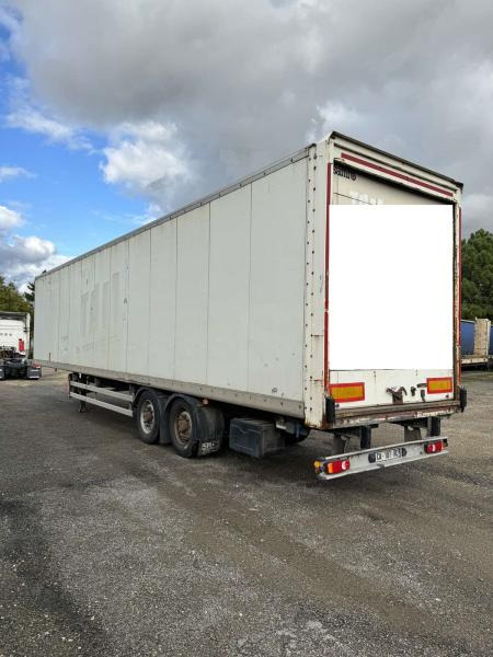 Полуприцеп-фургон Samro: фото 8 Полуприцеп-фургон Samro: фото 8