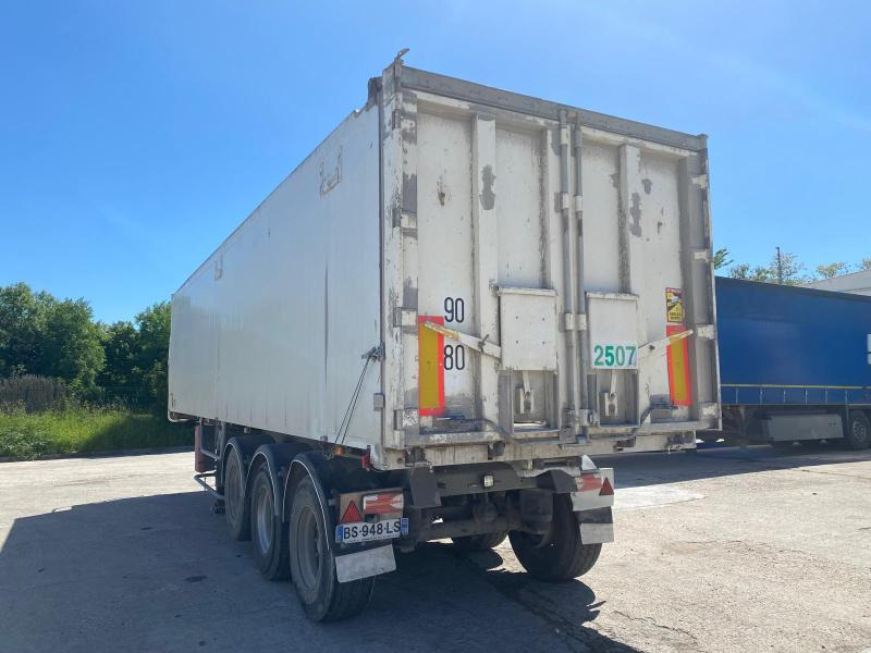 Stas - Самосвальный полуприцеп: фото 4 Stas - Самосвальный полуприцеп: фото 4