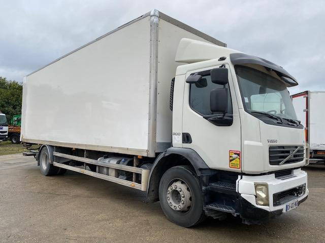 Volvo FE 300 - Грузовик с закрытым кузовом: фото 2 Volvo FE 300 - Грузовик с закрытым кузовом: фото 2