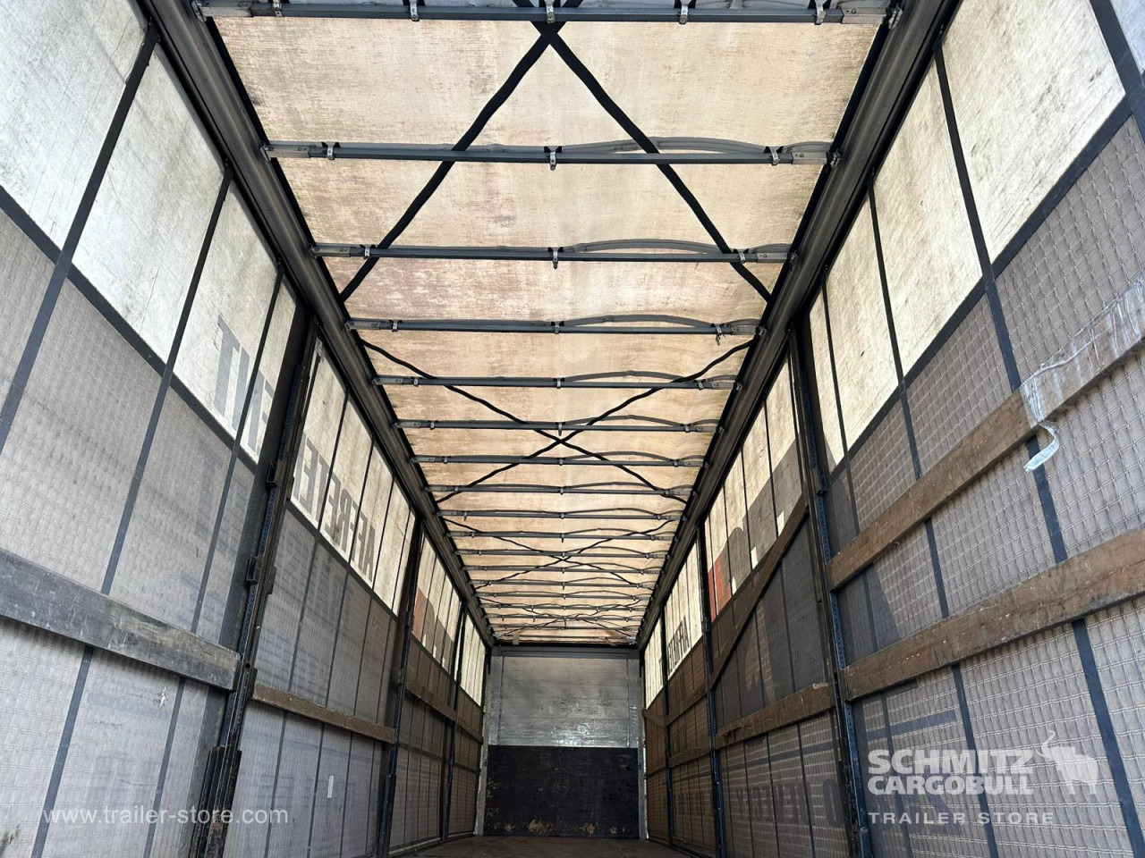 KOEGEL Curtainsider Standard - Тентованный полуприцеп: фото 5 KOEGEL Curtainsider Standard - Тентованный полуприцеп: фото 5