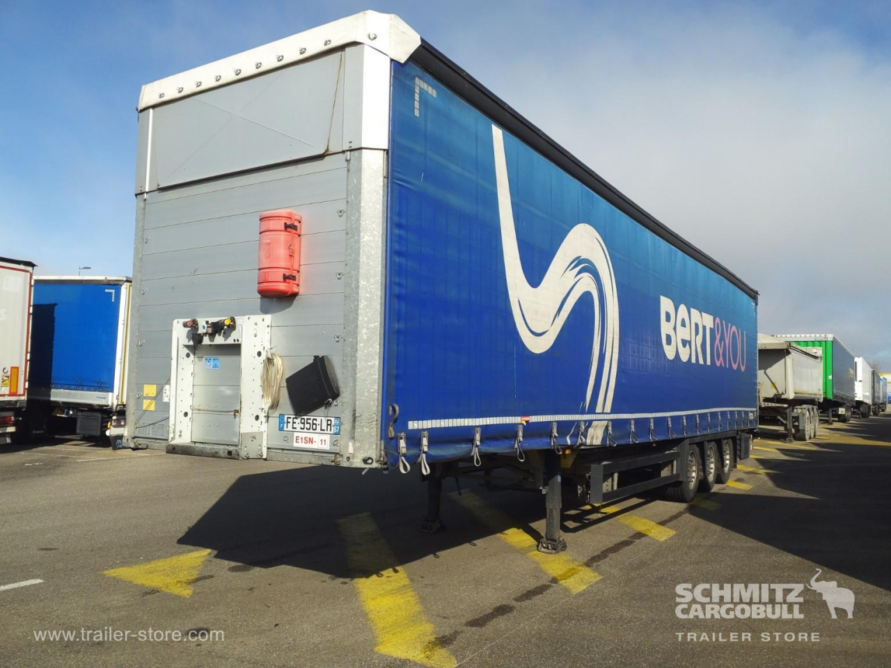 SCHMITZ Curtainsider Mega - Тентованный полуприцеп: фото 4 SCHMITZ Curtainsider Mega - Тентованный полуприцеп: фото 4