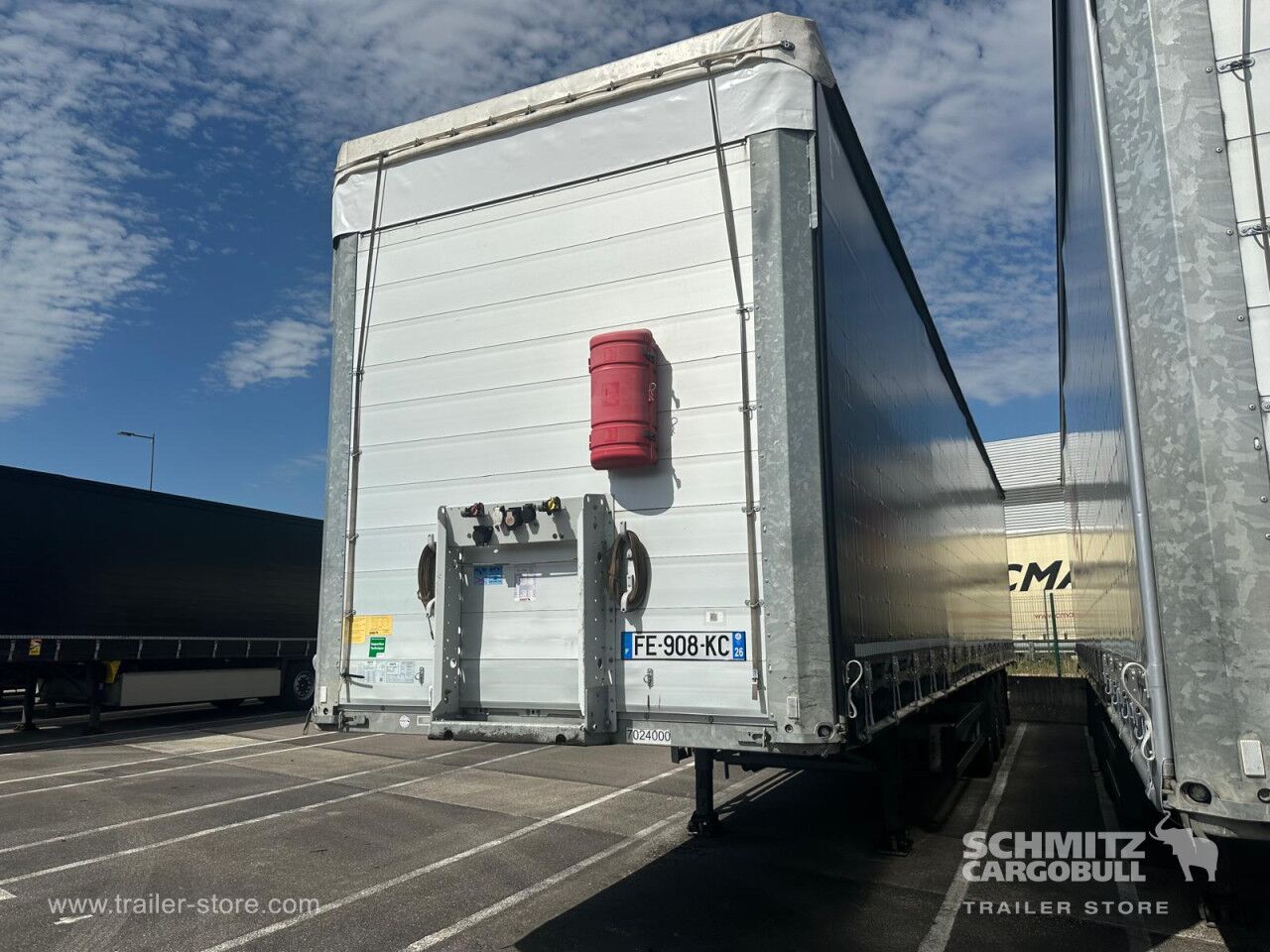 SCHMITZ Curtainsider Standard - Тентованный полуприцеп: фото 2 SCHMITZ Curtainsider Standard - Тентованный полуприцеп: фото 2