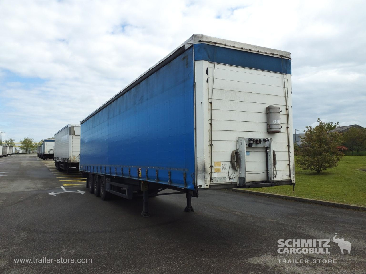 SCHMITZ Curtainsider Standard - Тентованный полуприцеп: фото 1 SCHMITZ Curtainsider Standard - Тентованный полуприцеп: фото 1