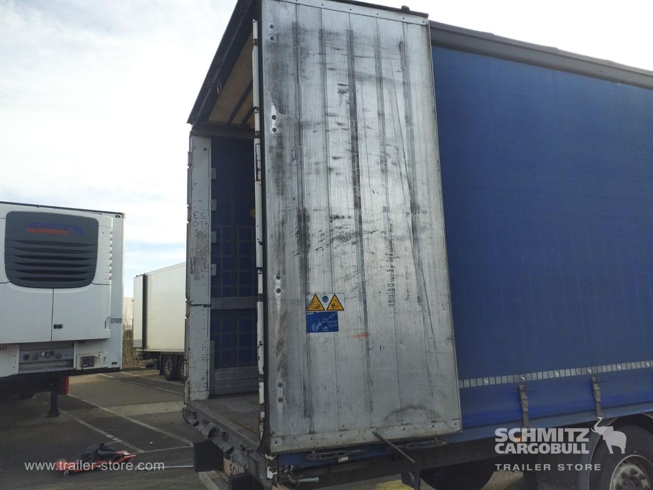 Тентованный полуприцеп SCHMITZ Curtainsider Standard: фото 8