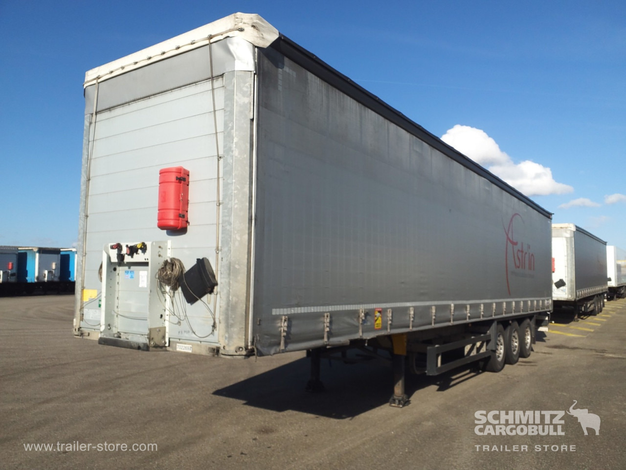 SCHMITZ Curtainsider Standard - Тентованный полуприцеп: фото 3 SCHMITZ Curtainsider Standard - Тентованный полуприцеп: фото 3