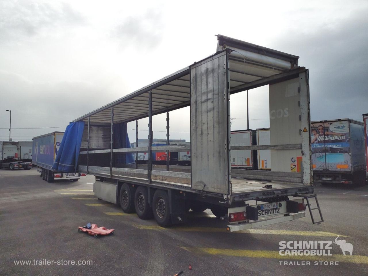 SCHMITZ Curtainsider Standard - Тентованный полуприцеп: фото 2 SCHMITZ Curtainsider Standard - Тентованный полуприцеп: фото 2