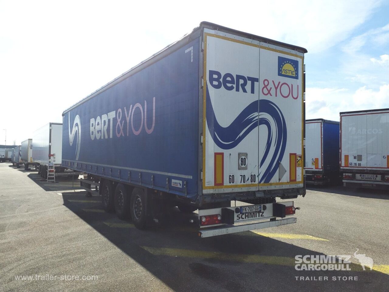 SCHMITZ Curtainsider Standard - Тентованный полуприцеп: фото 2 SCHMITZ Curtainsider Standard - Тентованный полуприцеп: фото 2