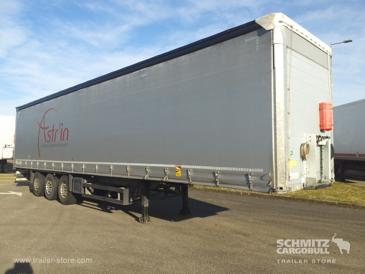 SCHMITZ Curtainsider Standard - Тентованный полуприцеп: фото 1 SCHMITZ Curtainsider Standard - Тентованный полуприцеп: фото 1