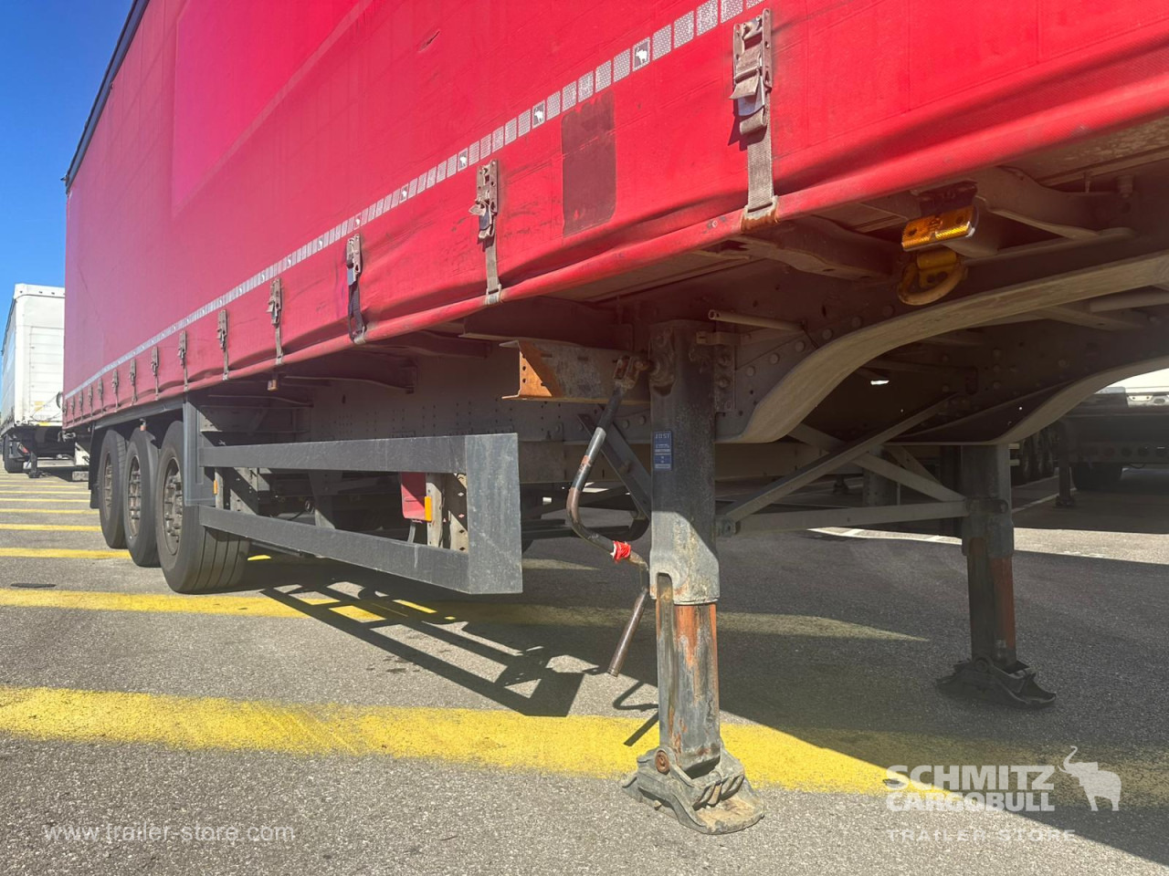 SCHMITZ Curtainsider Standard - Тентованный полуприцеп: фото 3 SCHMITZ Curtainsider Standard - Тентованный полуприцеп: фото 3