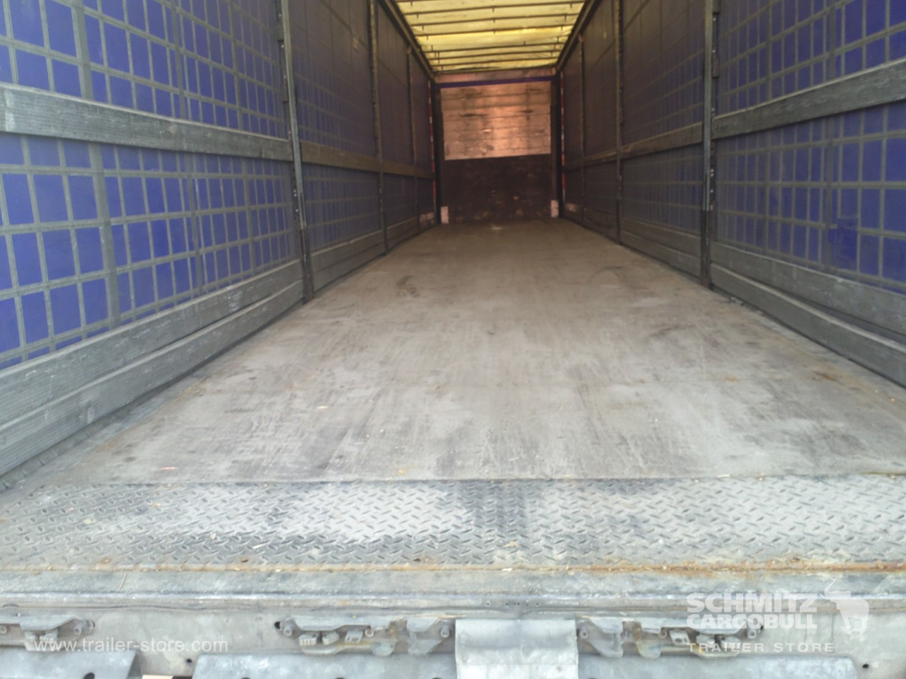 SCHMITZ Curtainsider Standard - Тентованный полуприцеп: фото 4 SCHMITZ Curtainsider Standard - Тентованный полуприцеп: фото 4
