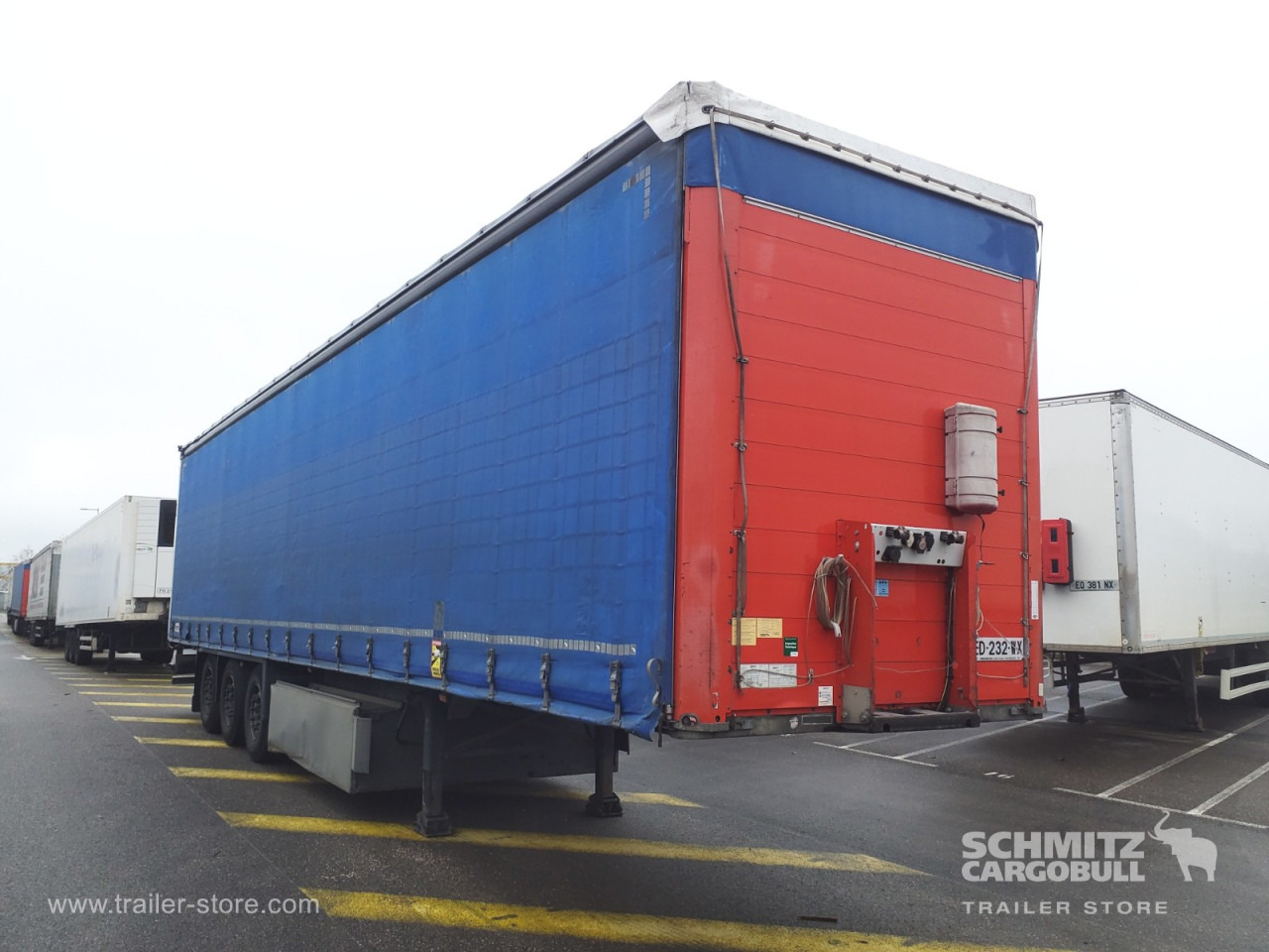 SCHMITZ Curtainsider Standard - Тентованный полуприцеп: фото 1 SCHMITZ Curtainsider Standard - Тентованный полуприцеп: фото 1