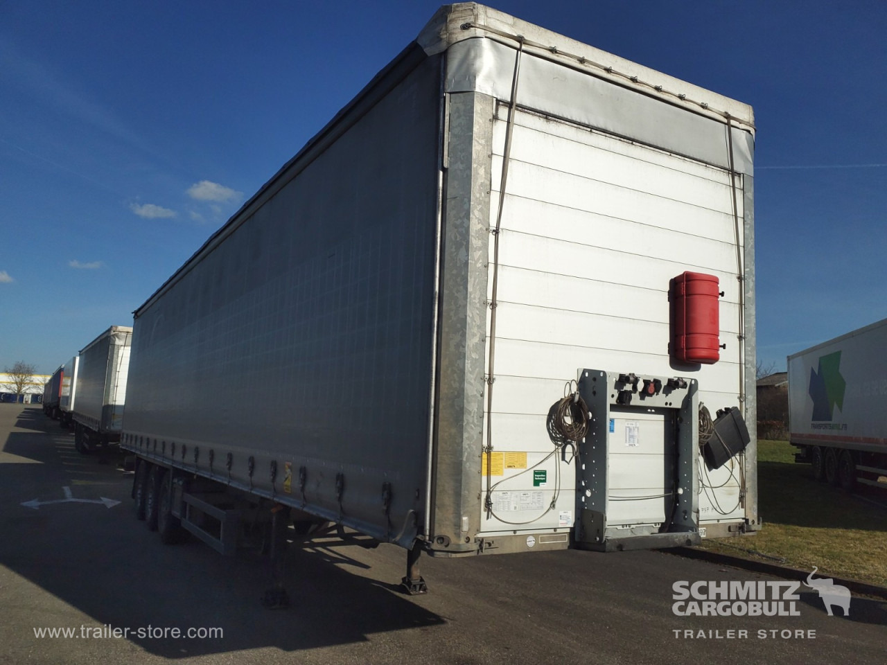 SCHMITZ Curtainsider Standard - Тентованный полуприцеп: фото 1 SCHMITZ Curtainsider Standard - Тентованный полуприцеп: фото 1