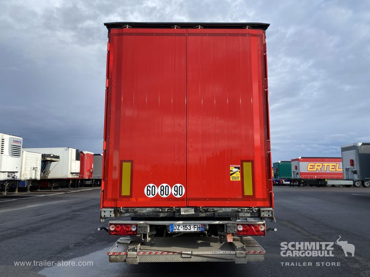 SCHMITZ Curtainsider Standard - Тентованный полуприцеп: фото 3 SCHMITZ Curtainsider Standard - Тентованный полуприцеп: фото 3