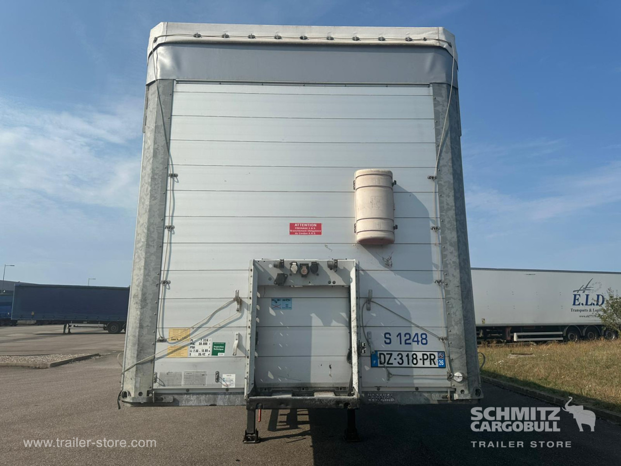 SCHMITZ Curtainsider Standard Taillift - Тентованный полуприцеп: фото 5 SCHMITZ Curtainsider Standard Taillift - Тентованный полуприцеп: фото 5