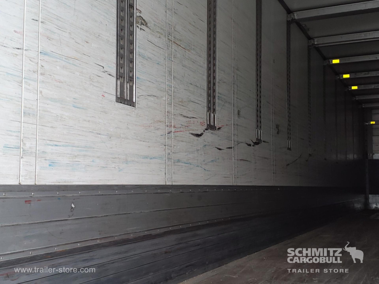SCHMITZ Dryfreight Standard - Полуприцеп-фургон: фото 4 SCHMITZ Dryfreight Standard - Полуприцеп-фургон: фото 4