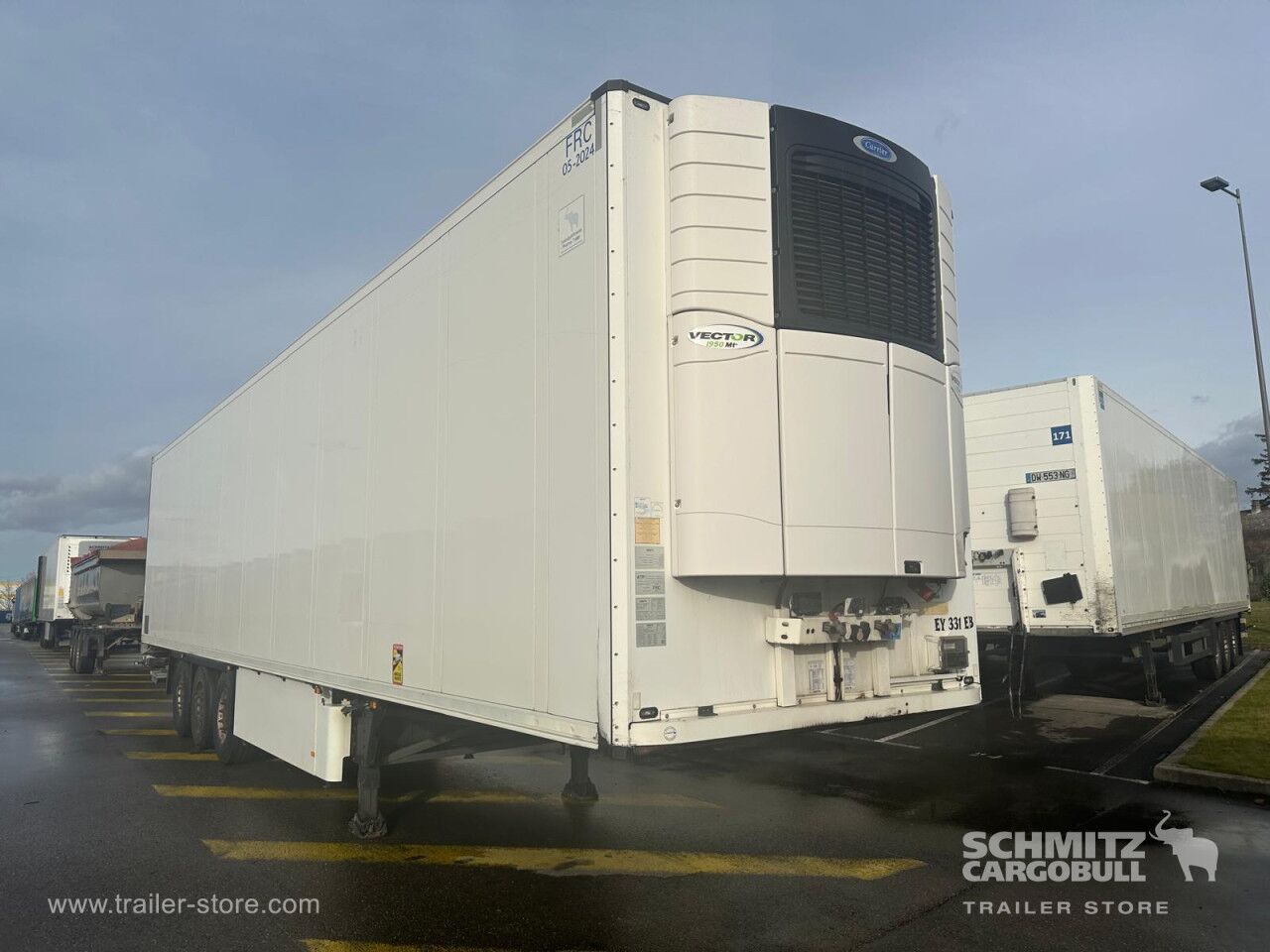 SCHMITZ Reefer Multitemp Double deck Taillift - Изотермический полуприцеп: фото 4 SCHMITZ Reefer Multitemp Double deck Taillift - Изотермический полуприцеп: фото 4