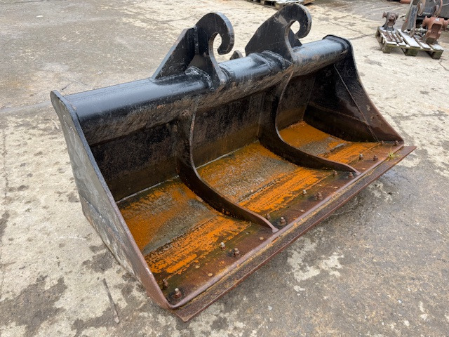 Case 2000 mm - Ковш для экскаватора: фото 2 Case 2000 mm - Ковш для экскаватора: фото 2