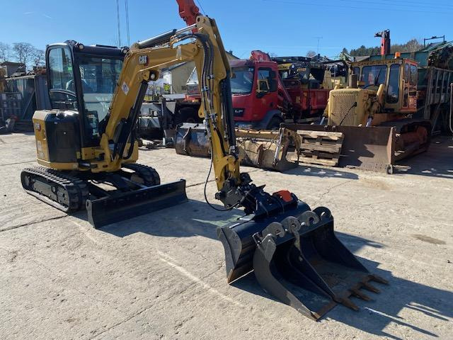 Cat 303 CR - Мини-экскаватор: фото 2 Cat 303 CR - Мини-экскаватор: фото 2