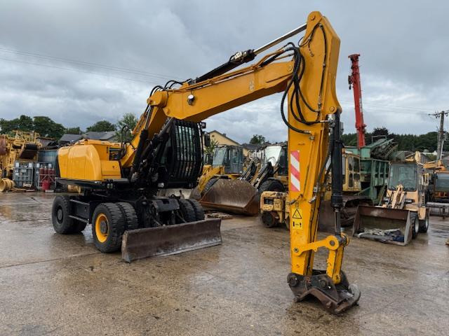 JCB JS 175 W+ - Колёсный экскаватор: фото 2 JCB JS 175 W+ - Колёсный экскаватор: фото 2